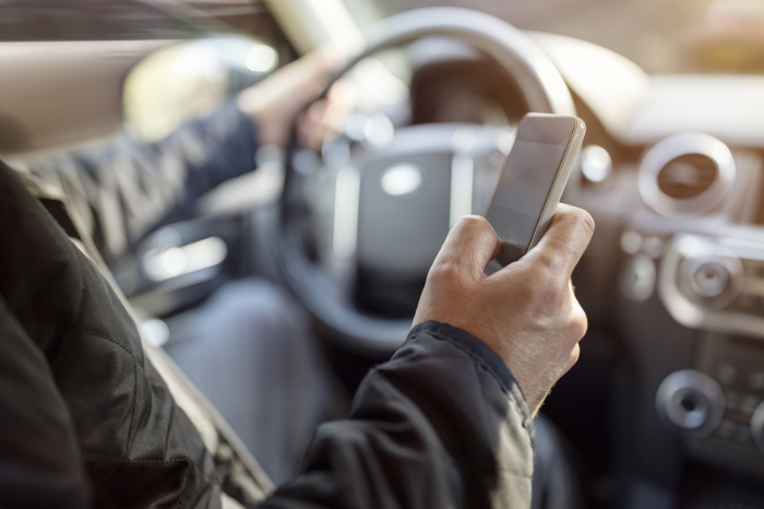 Distracted Driving Regulations, Penalties, and State Variations
